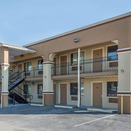 Days Inn By Wyndham סן מרקוס מראה חיצוני תמונה