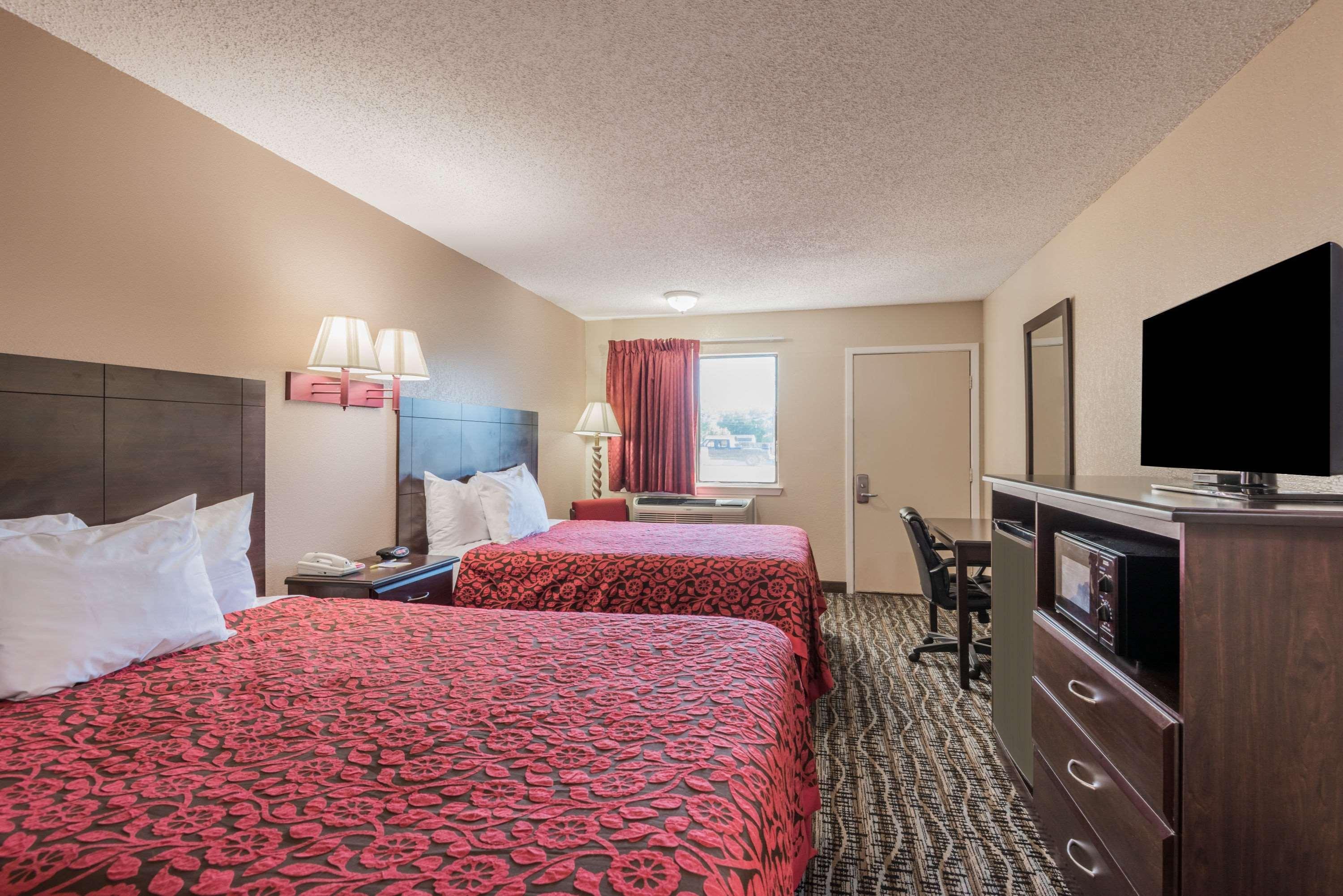 Days Inn By Wyndham סן מרקוס מראה חיצוני תמונה