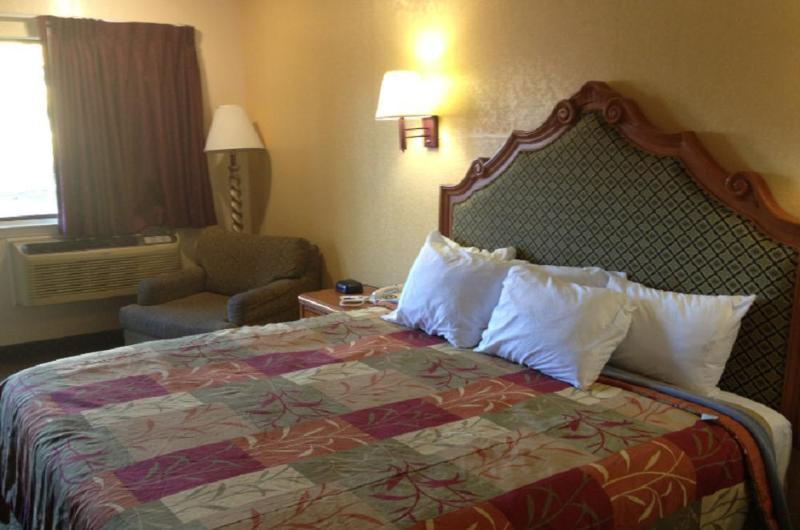 Days Inn By Wyndham סן מרקוס מראה חיצוני תמונה