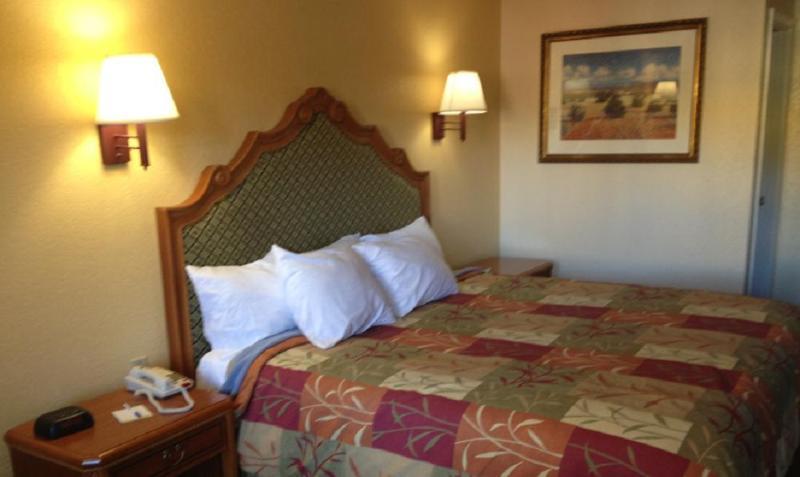 Days Inn By Wyndham סן מרקוס מראה חיצוני תמונה